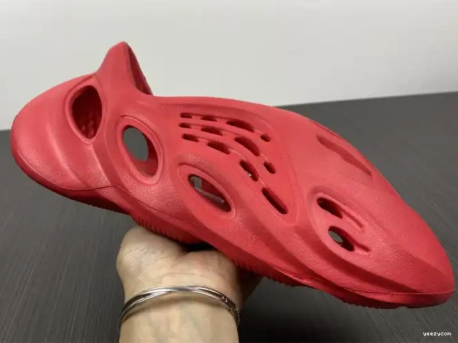 Foam Red Adidas CW3355 Yeezy 0618
